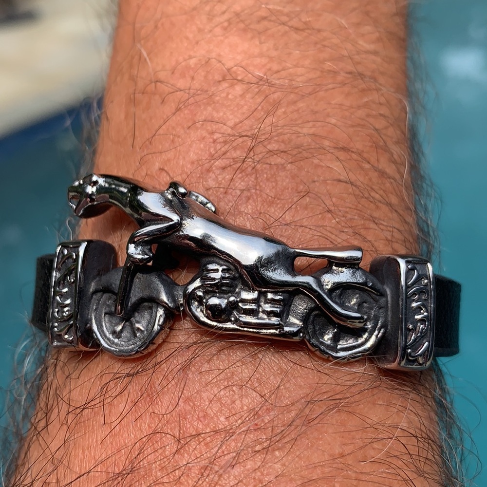 New Men’s Leather and Stainless Steel Bracelet